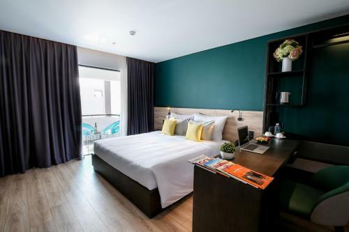 Cherie Hotel