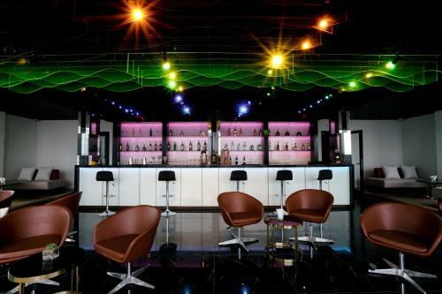 Cherie Hotel