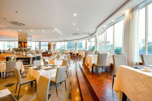 One Opera Danang Hotel