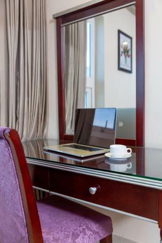 Bay Sydney Hotel