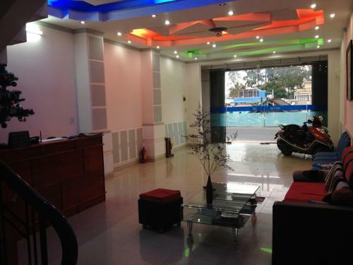 Cam Tu Cau Hotel