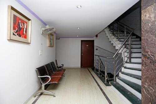 Oyo 5401 Hotel Mid Town