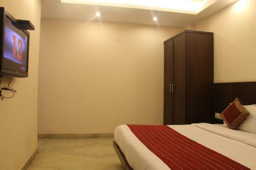 Hotel Paradise Inn