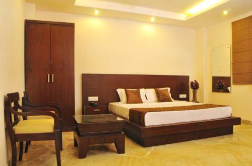 Hotel Paradise Inn