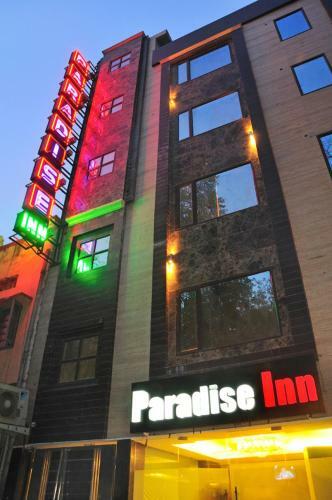 Hotel Paradise Inn