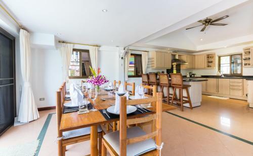 Seaview Villas Kata