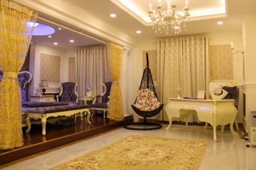 Royal Dalat Hotel