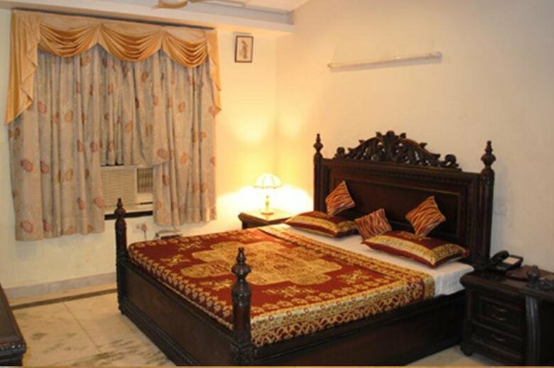 Hotel Golden Deluxe