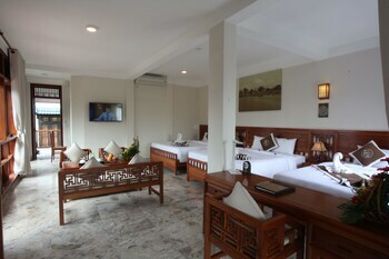 River Palm Villas