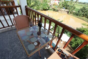 River Palm Villas
