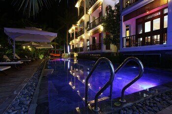 River Palm Villas