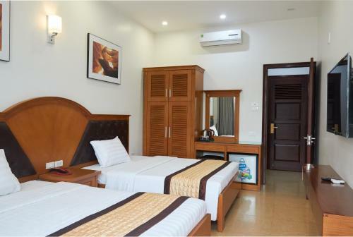 Van Nam Hotel
