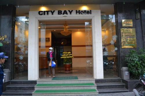 City Bay Hotel