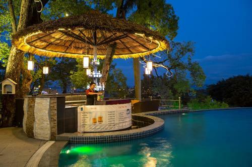 Novotel Ha Long Bay Hotel