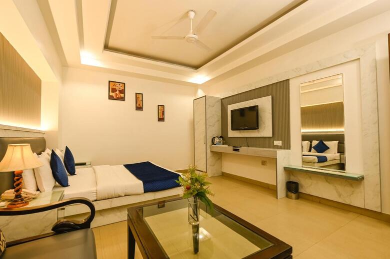 Hotel Krishna Deluxe