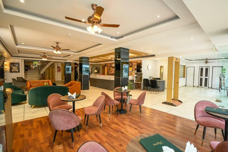 Hotel Krishna Deluxe