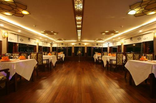 Oriental Sails