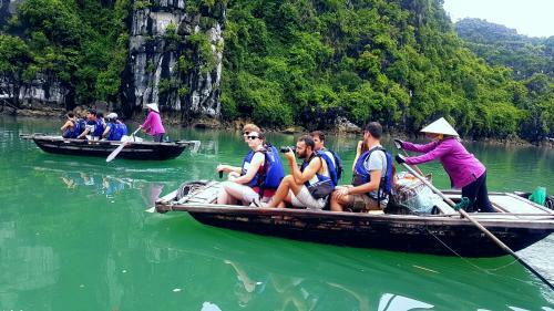 Huong Hai Sealife Cruise