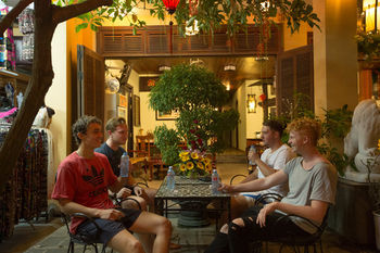 An Hoi Hotel
