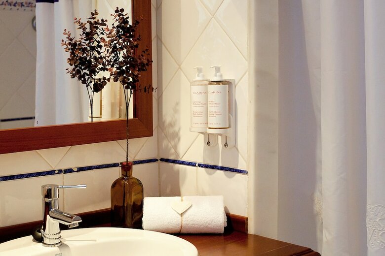Hotel Cala Sant Vicen�