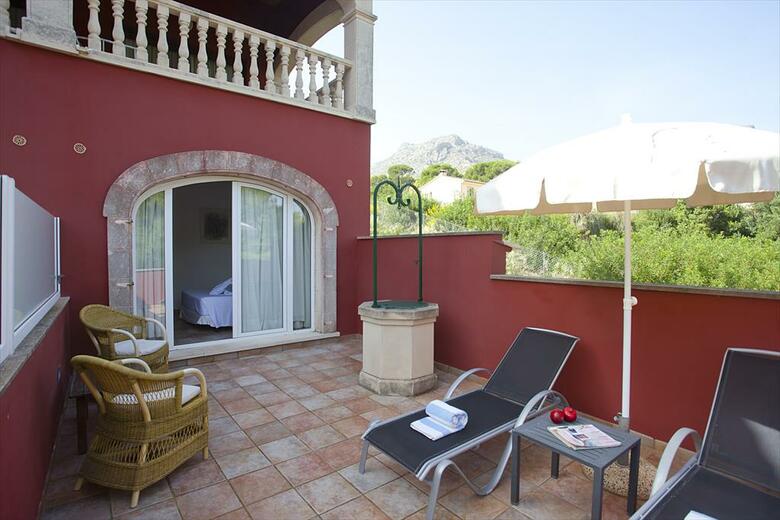 Hotel Cala Sant Vicen�