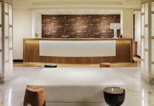 Hotel H10 Blue Mar - S�lo Adultos