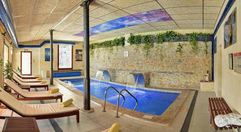 Hotel Monnaber Nou