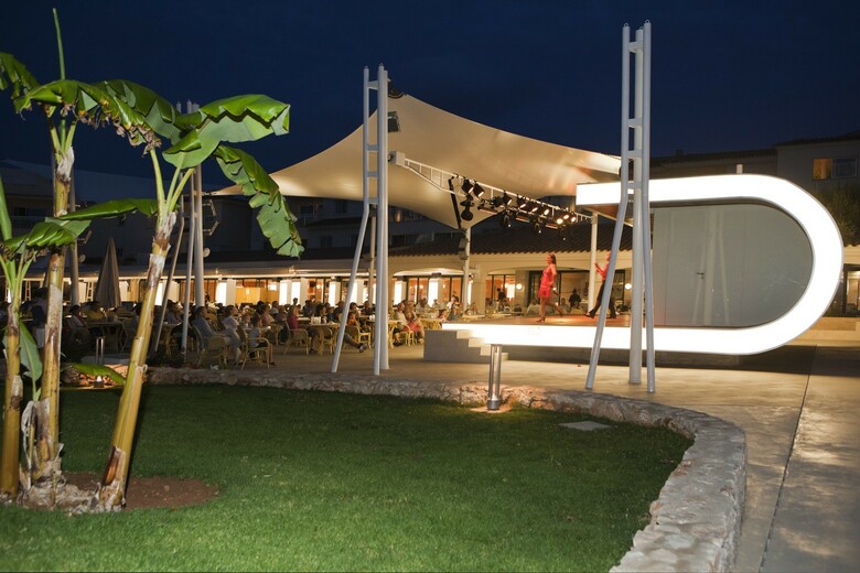 Hotel Isla De Cabrera