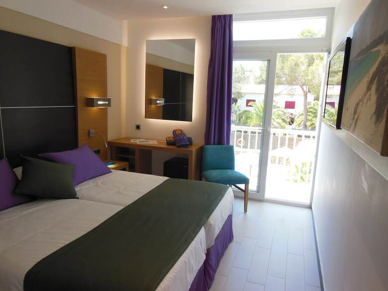 Hotel Isla De Cabrera
