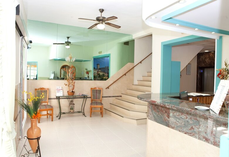 Hotel Playa Sol