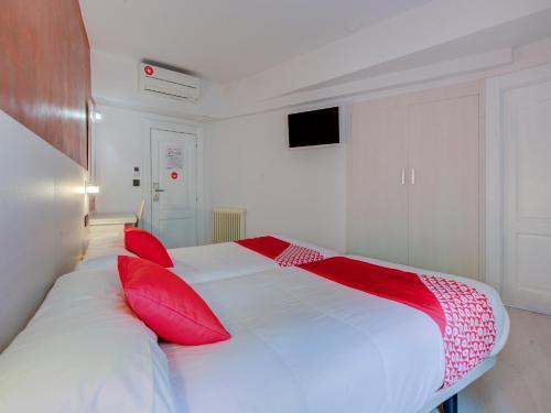Hotel Emperatriz I