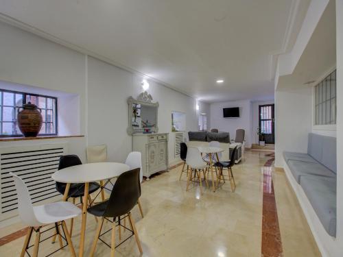 Hotel Emperatriz I