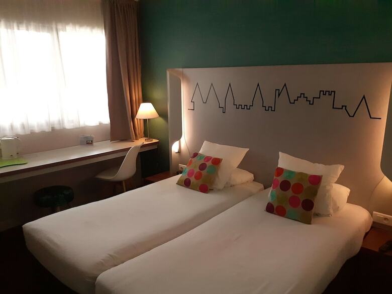 Hotel Kyriad Carcassonne Ouest La Cit