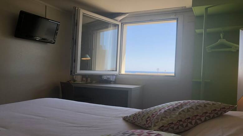 Hotel Campanile Nice Aeroport