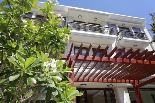 Hoi An Travel Lodge Hotel