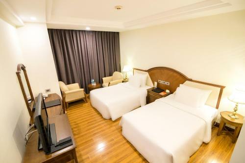 Sai Gon Ha Long Hotel