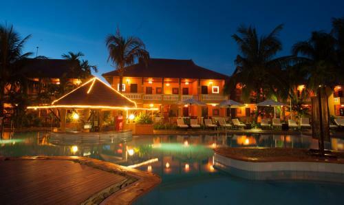 Hotel Vinh Hung Riverside Resort & Spa
