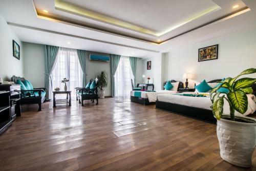 River View Hotel