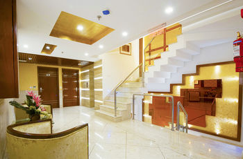 Hotel Swaran Palace