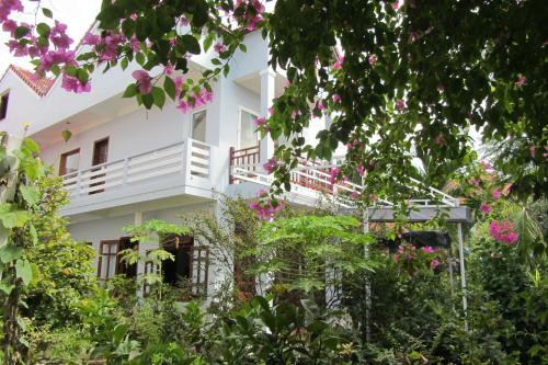 Hotel Charming Homestay
