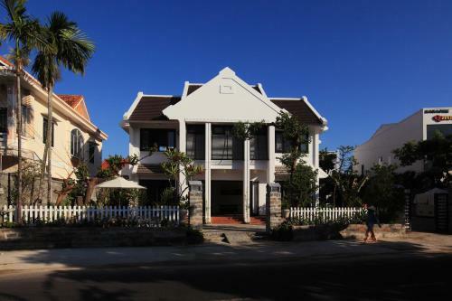 East West Villa