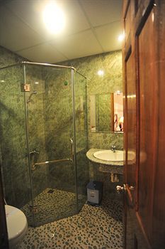 Hong Thien Ruby Hotel