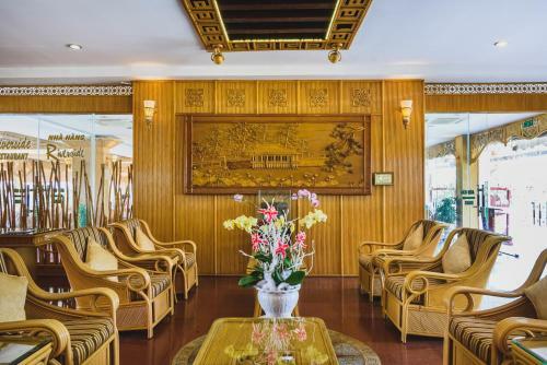 Huong Giang Hotel Resort & Spa