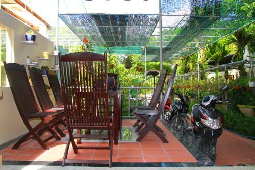 Leaf Homestay