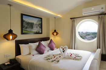 Hotel River Suites Hoi An