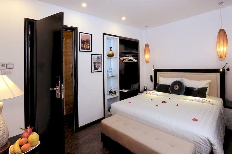 Hanoi Charm Hotel