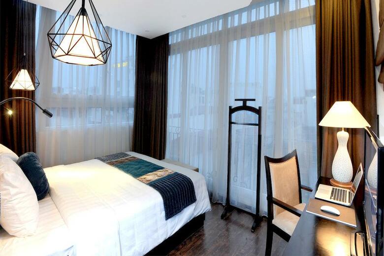 Hanoi Charm Hotel