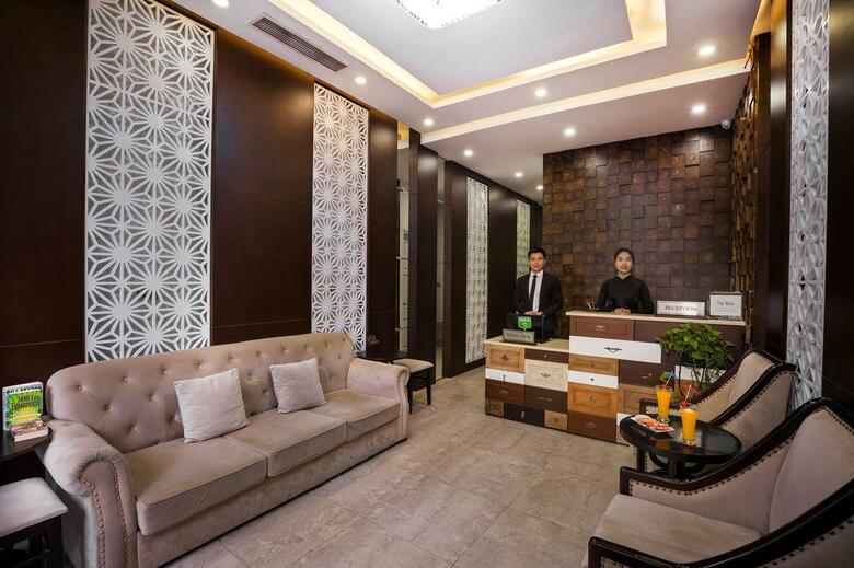 Hanoi Charm Hotel