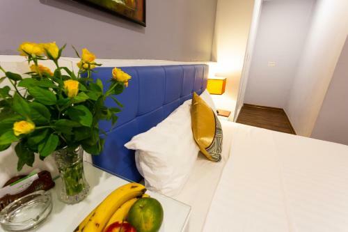 Lucky Hotel 69