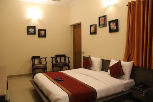 Hotel Persona International